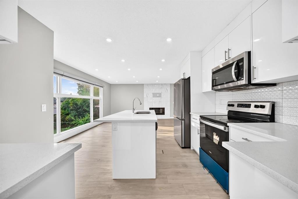 2703 60 Street Ne, Calgary, AB