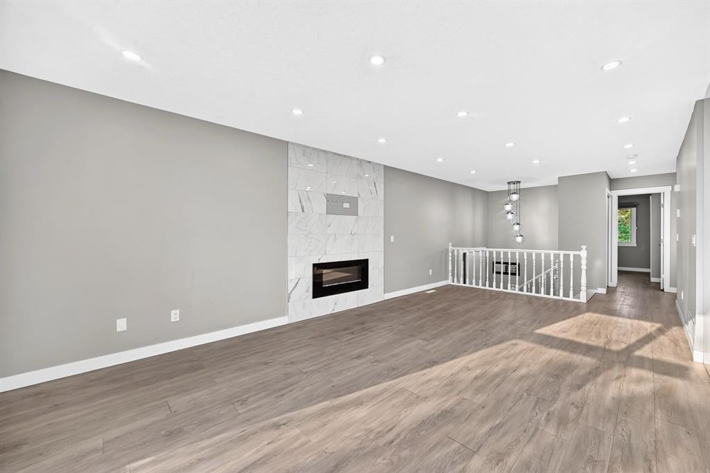 2703 60 Street Ne, Calgary, AB