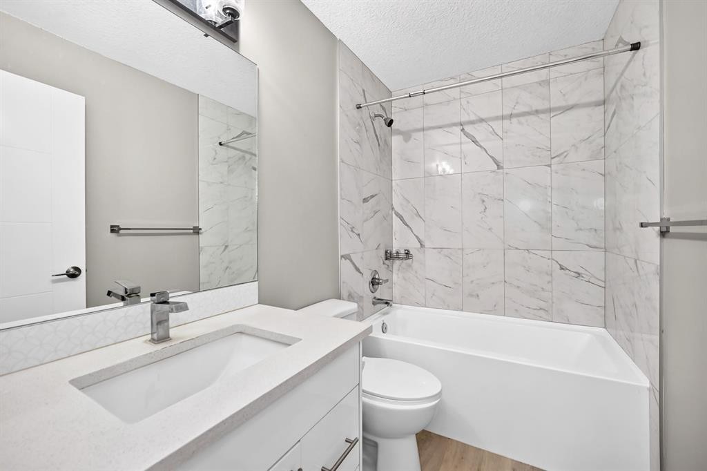 2703 60 Street Ne, Calgary, AB