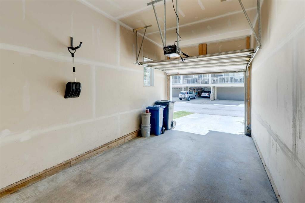 558 Evanston Manor Nw, Calgary, AB