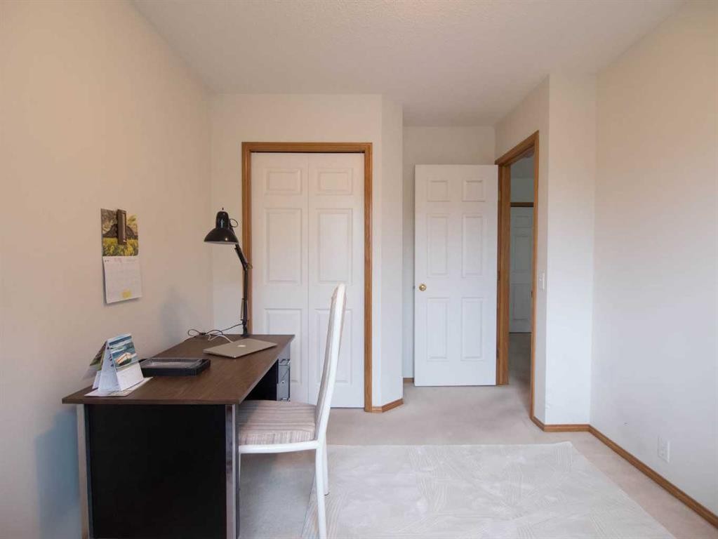 5209 Coral Shores Drive Ne, Calgary, AB