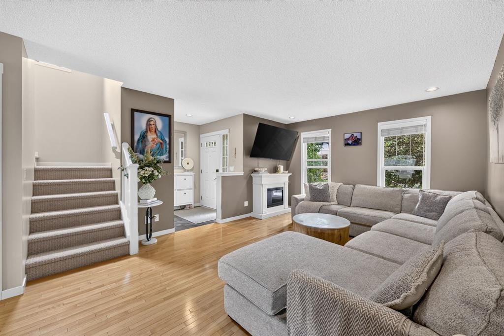 232 Silverado Range Close Sw, Calgary, AB