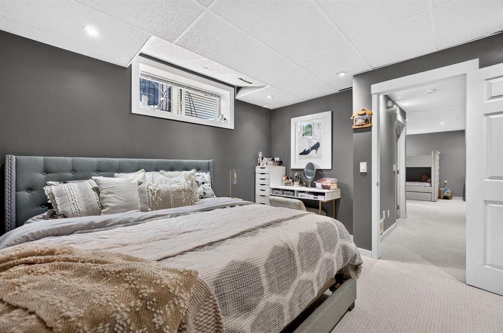 232 Silverado Range Close Sw, Calgary, AB