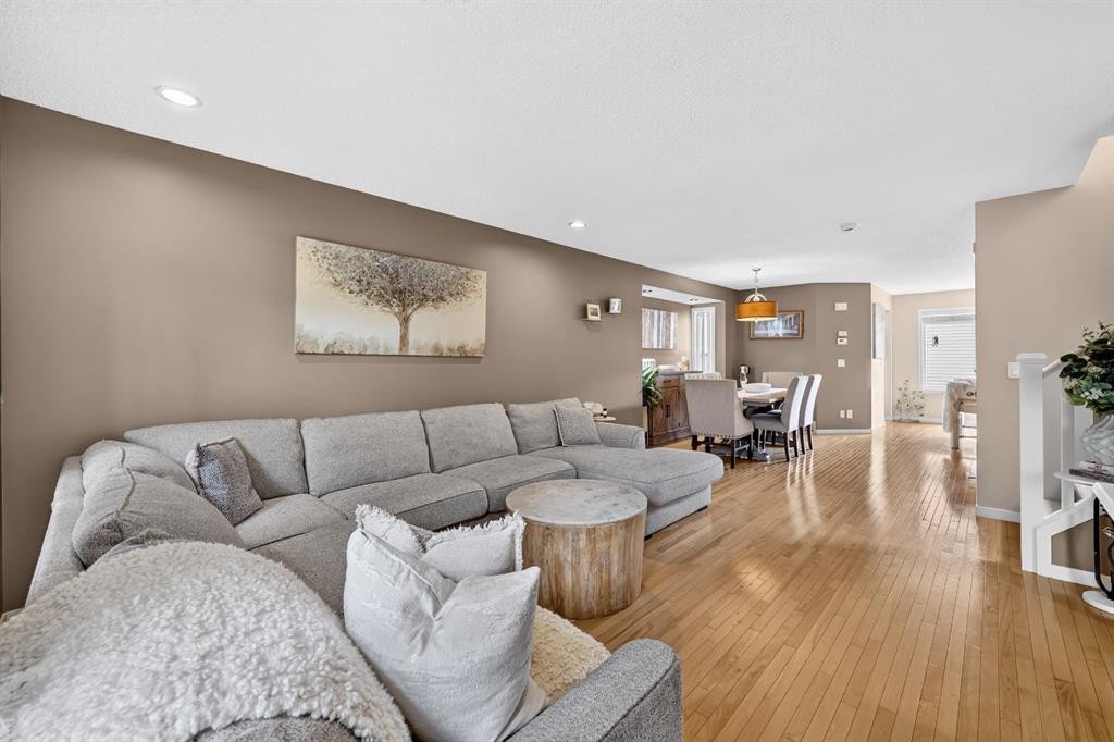 232 Silverado Range Close Sw, Calgary, AB