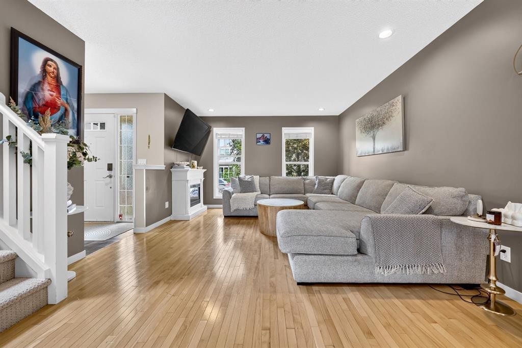 232 Silverado Range Close Sw, Calgary, AB