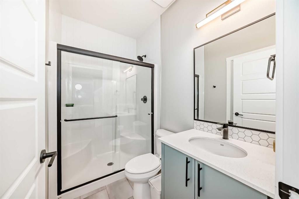 134 Versant View Sw, Calgary, AB