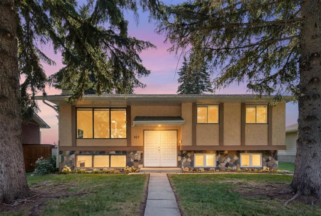 427 Queensland Road Se, Calgary, AB
