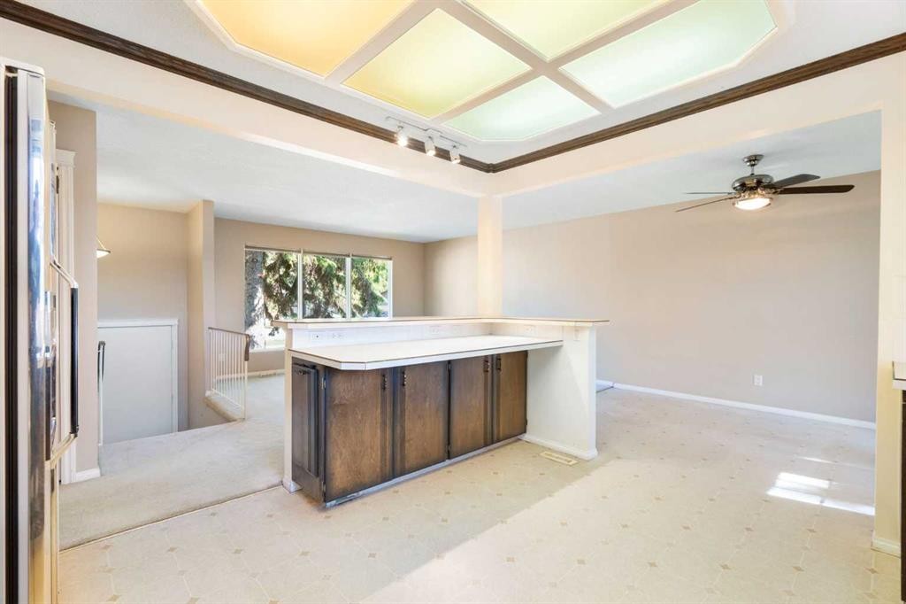 427 Queensland Road Se, Calgary, AB