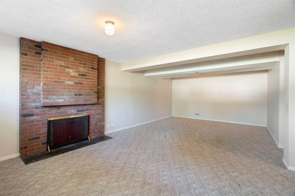 427 Queensland Road Se, Calgary, AB