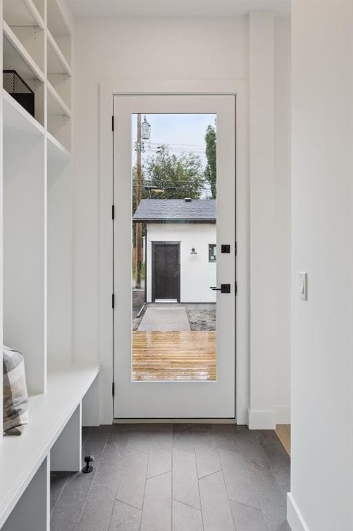 532 51 Avenue Sw, Calgary, AB