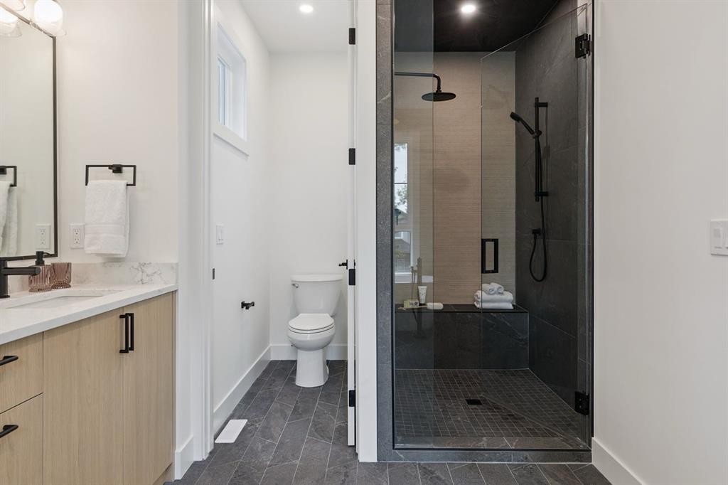 532 51 Avenue Sw, Calgary, AB