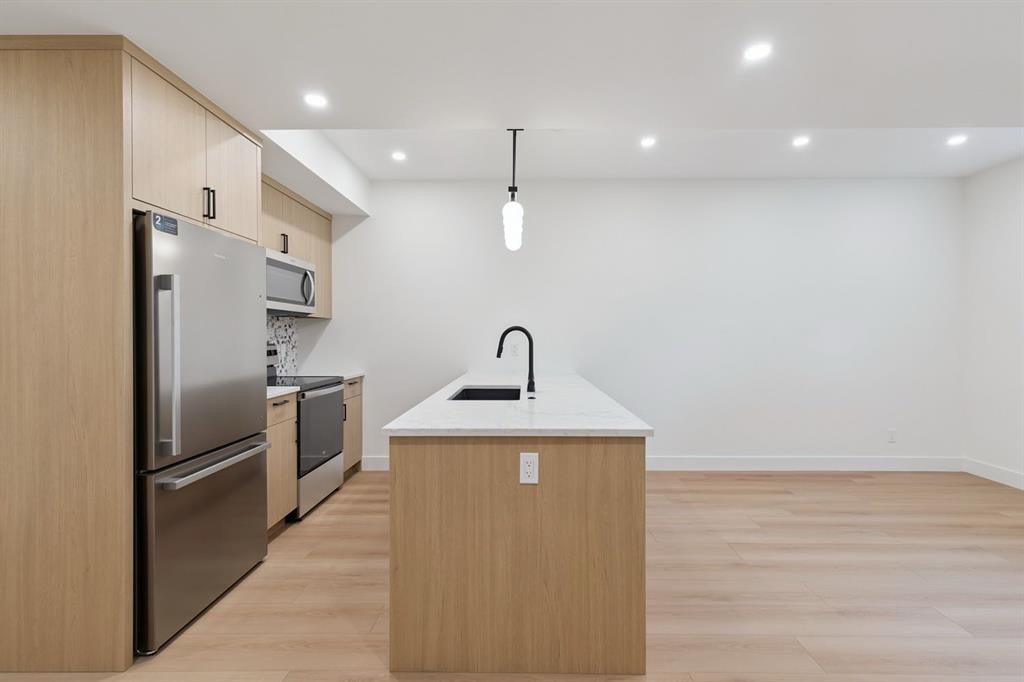 532 51 Avenue Sw, Calgary, AB