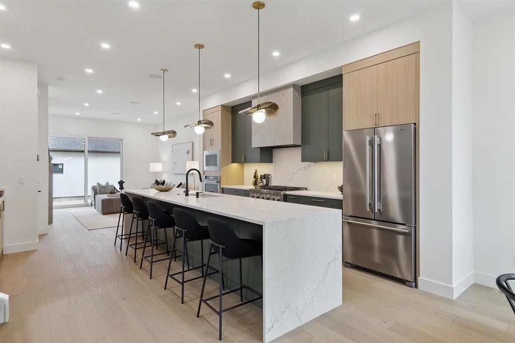 532 51 Avenue Sw, Calgary, AB