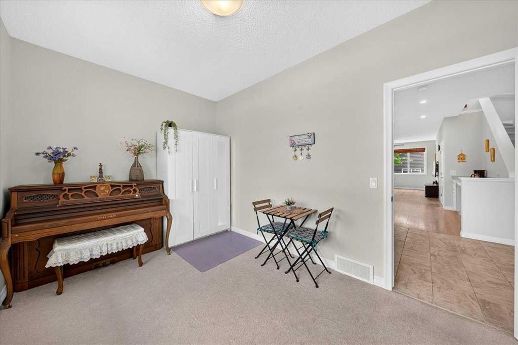62 Evanscrest Road Nw, Calgary, AB - Indoor