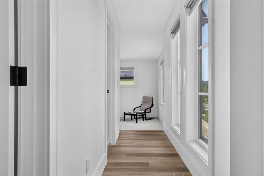 235 Treeline View Sw, Calgary, AB