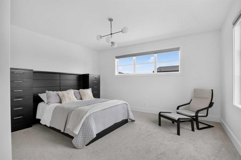 235 Treeline View Sw, Calgary, AB