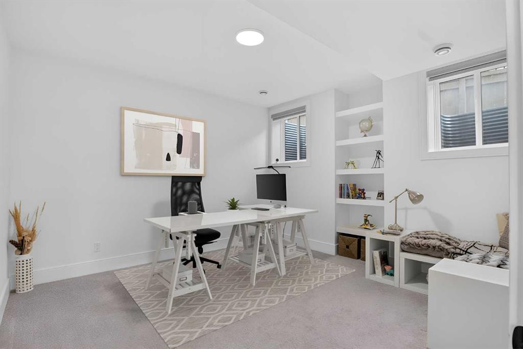 235 Treeline View Sw, Calgary, AB