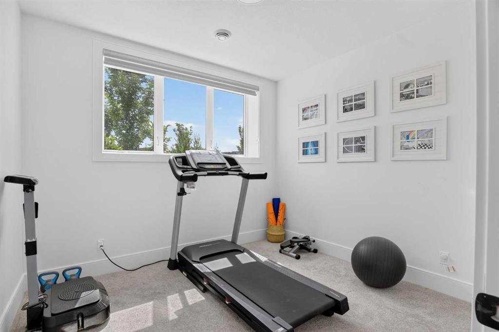 235 Treeline View Sw, Calgary, AB