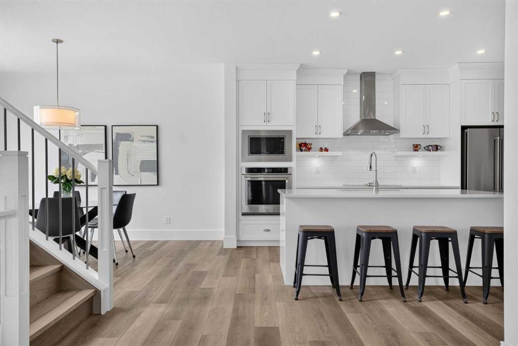 235 Treeline View Sw, Calgary, AB