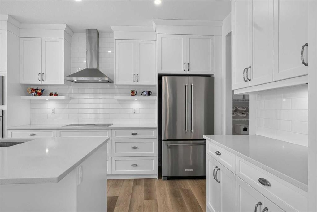 235 Treeline View Sw, Calgary, AB
