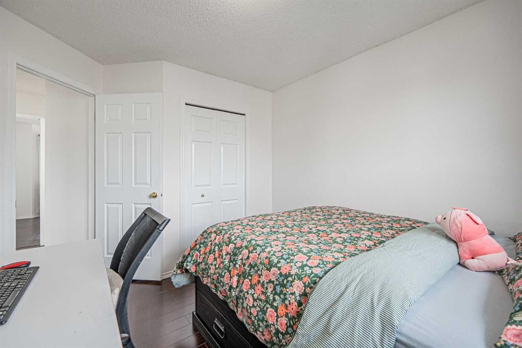 66 Martin Crossing Close Ne, Calgary, AB