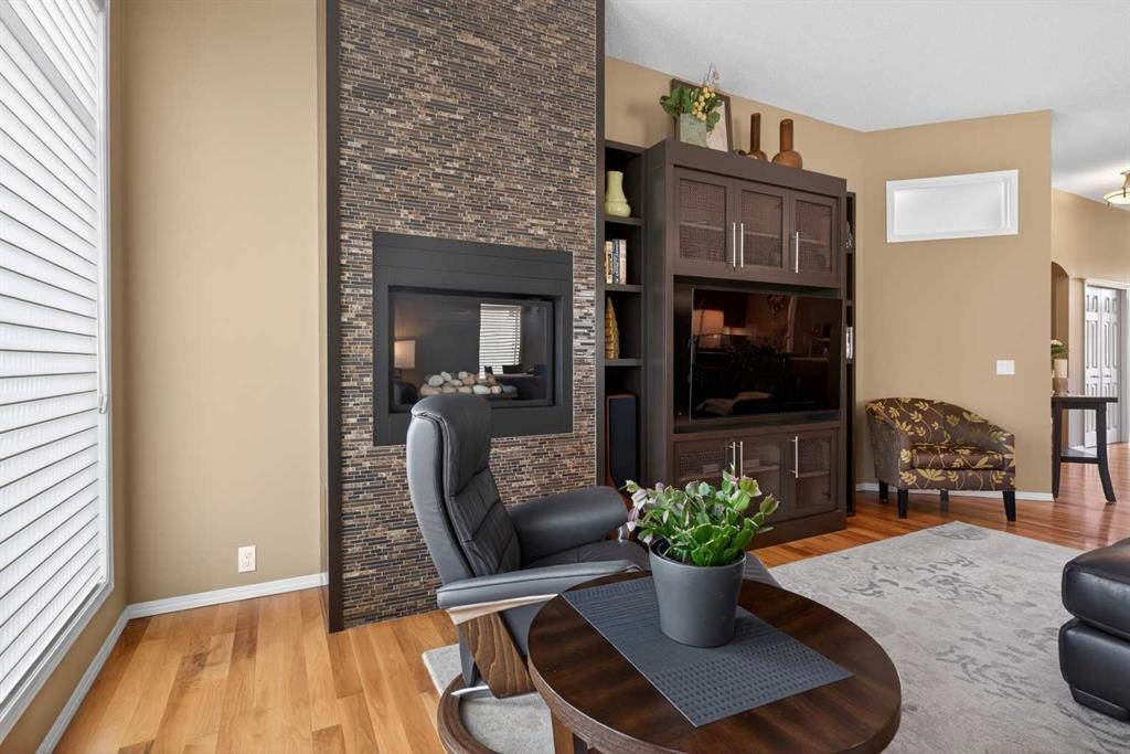 15 Hampstead Rise Nw, Calgary, AB