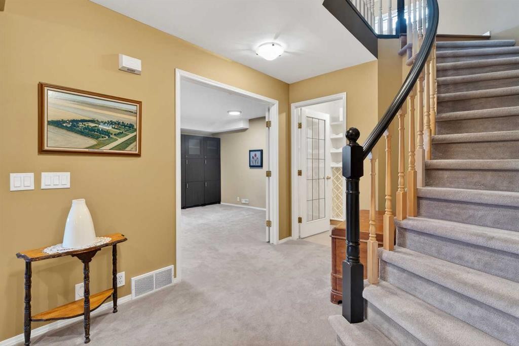 15 Hampstead Rise Nw, Calgary, AB