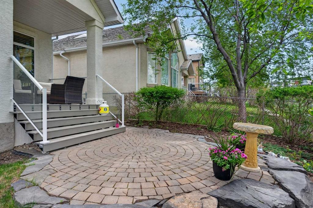 15 Hampstead Rise Nw, Calgary, AB