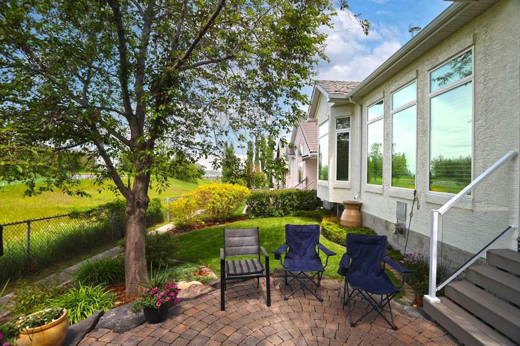 15 Hampstead Rise Nw, Calgary, AB
