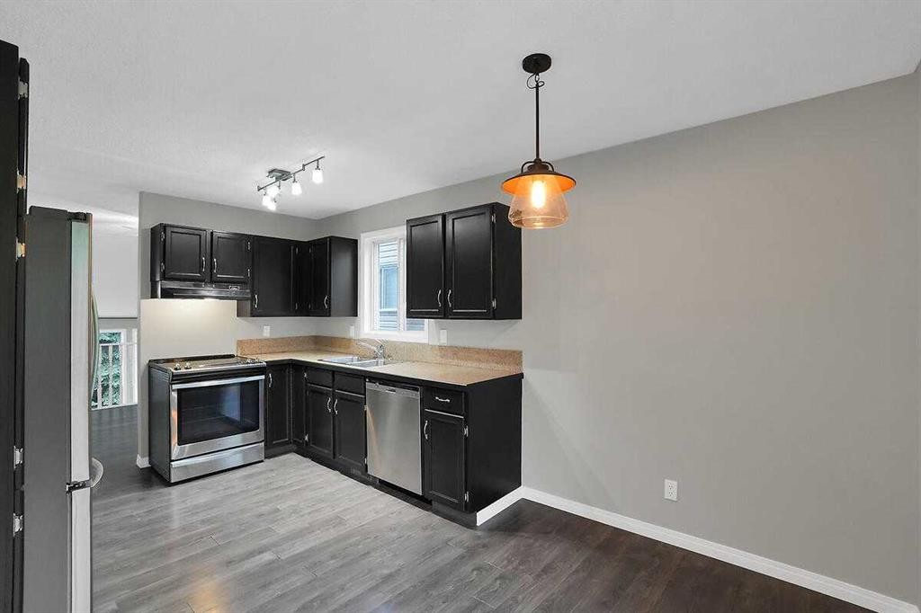 45 Shawinigan Road Sw, Calgary, AB
