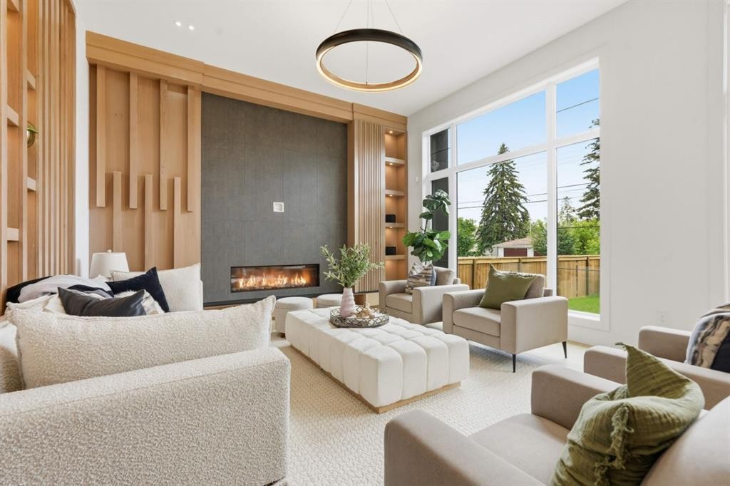 2613 6 Avenue Nw, Calgary, AB