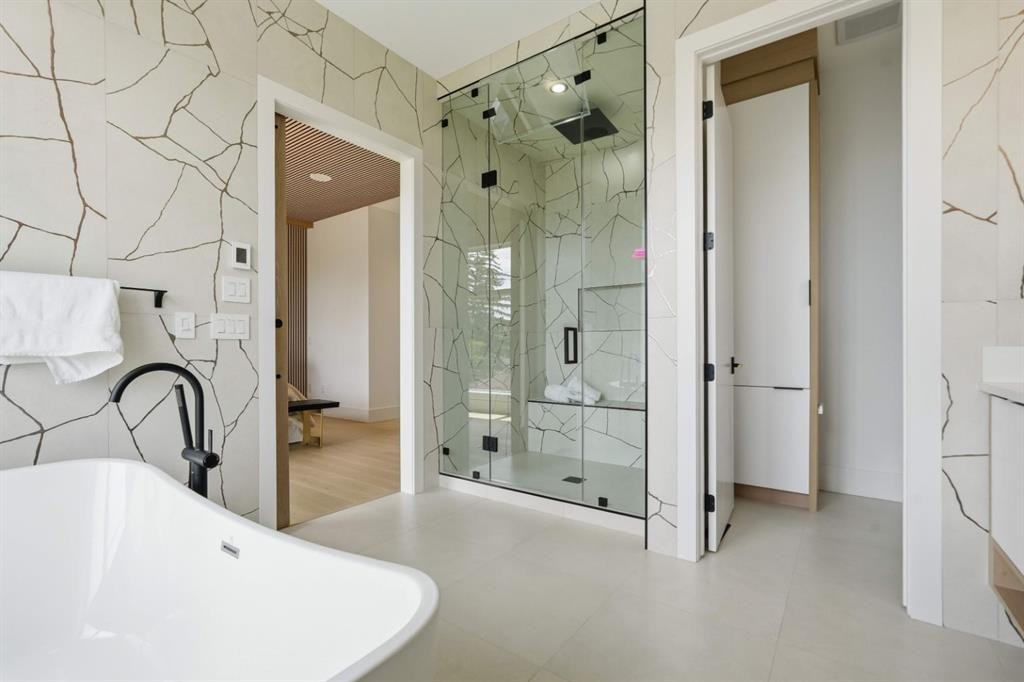 2613 6 Avenue Nw, Calgary, AB