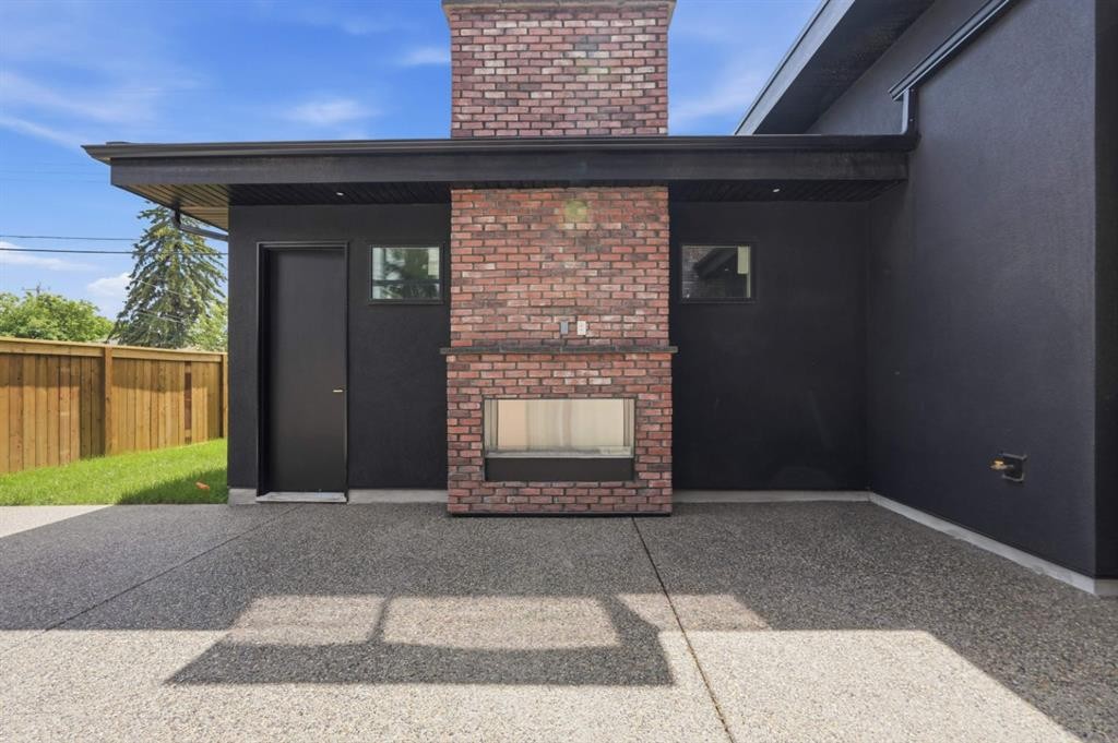 2613 6 Avenue Nw, Calgary, AB