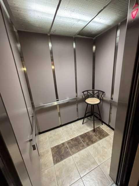 302-105 7 Avenue Se, High River, AB