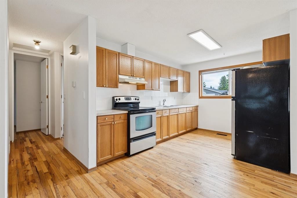 1288 Lake Sylvan Drive Se, Calgary, AB