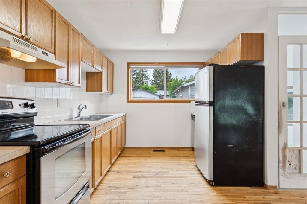 1288 Lake Sylvan Drive Se, Calgary, AB