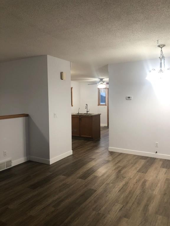 52 Covington Road Ne, Calgary, AB