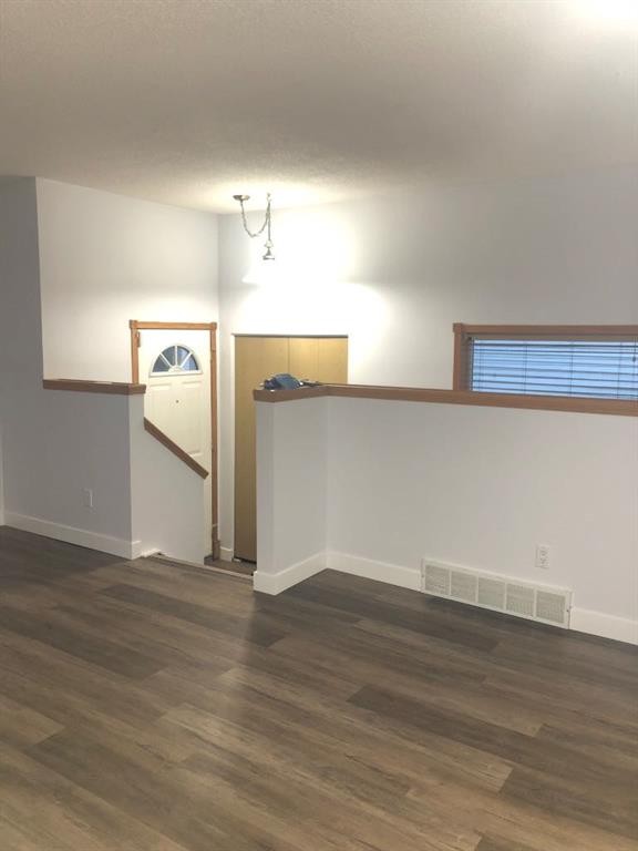 52 Covington Road Ne, Calgary, AB