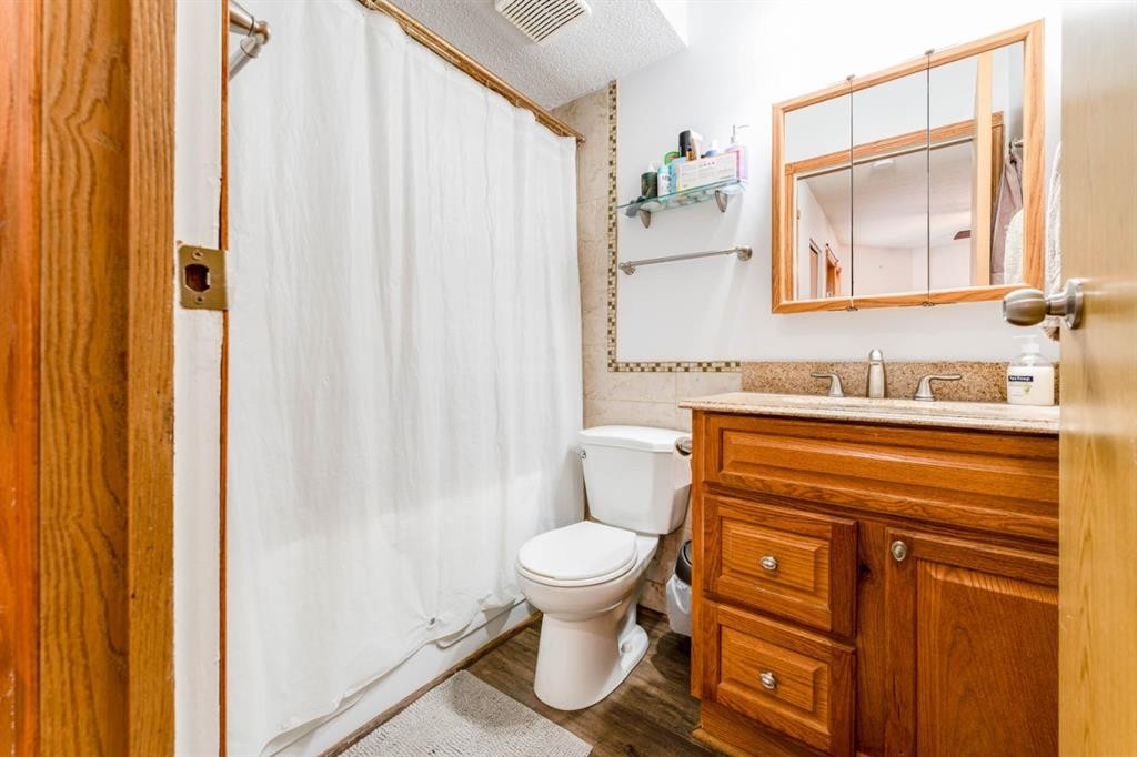 52 Covington Road Ne, Calgary, AB