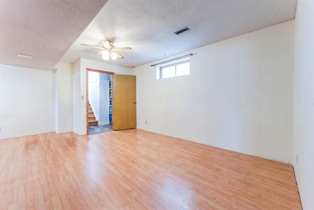 52 Covington Road Ne, Calgary, AB