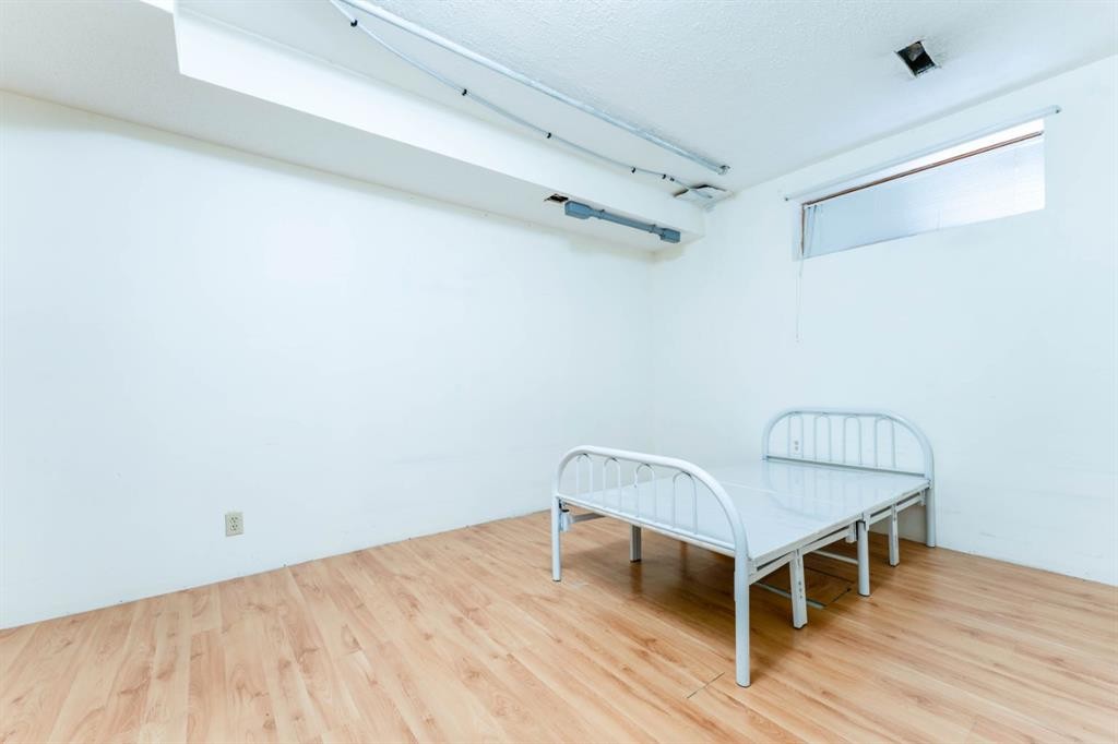 52 Covington Road Ne, Calgary, AB