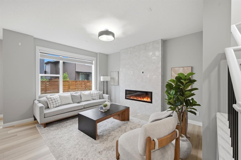 432 Dawson Circle, Chestermere, AB