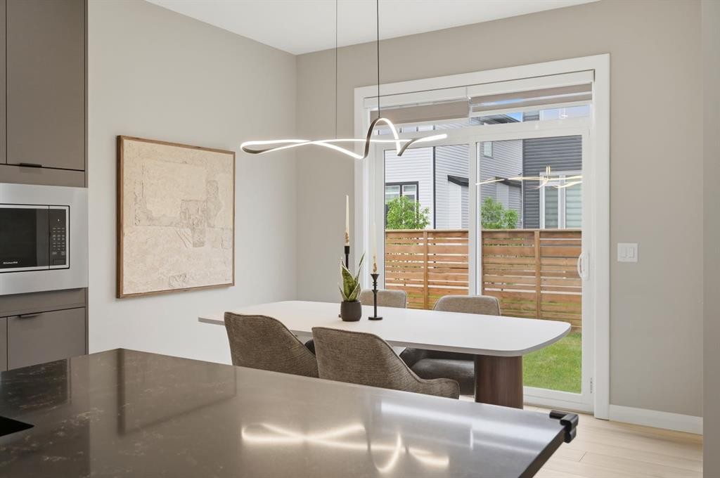 432 Dawson Circle, Chestermere, AB