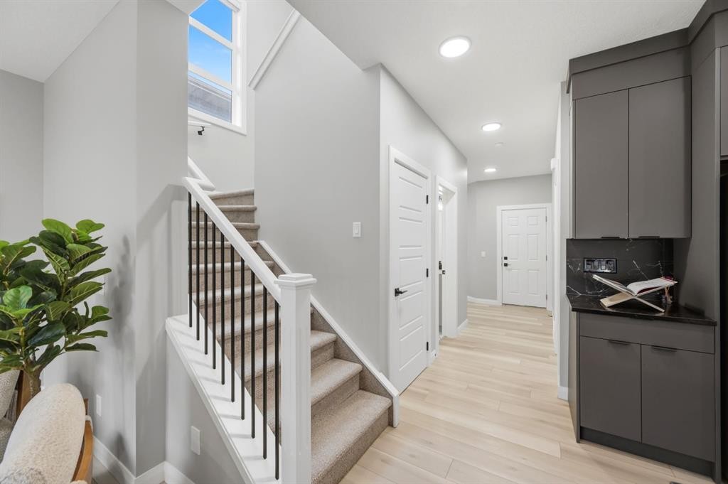 432 Dawson Circle, Chestermere, AB