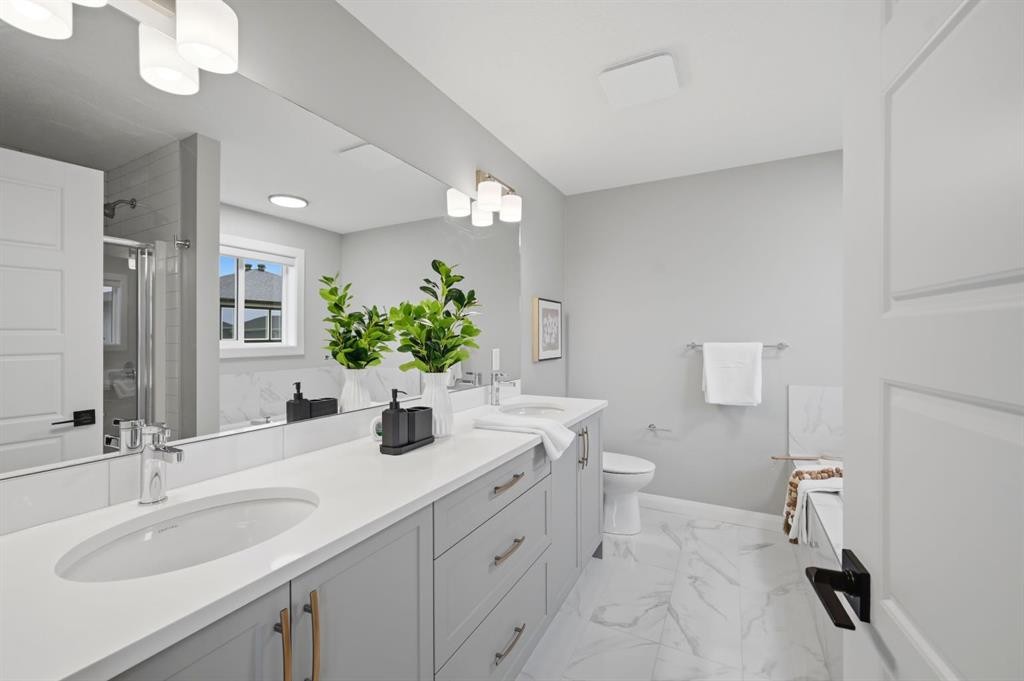 432 Dawson Circle, Chestermere, AB