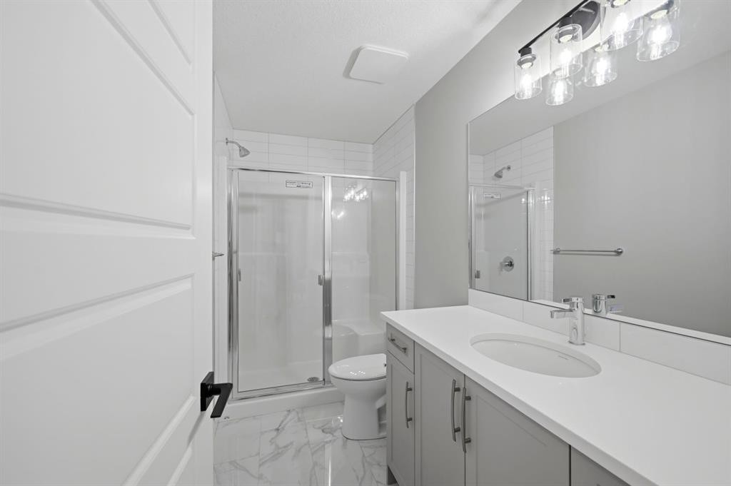 432 Dawson Circle, Chestermere, AB