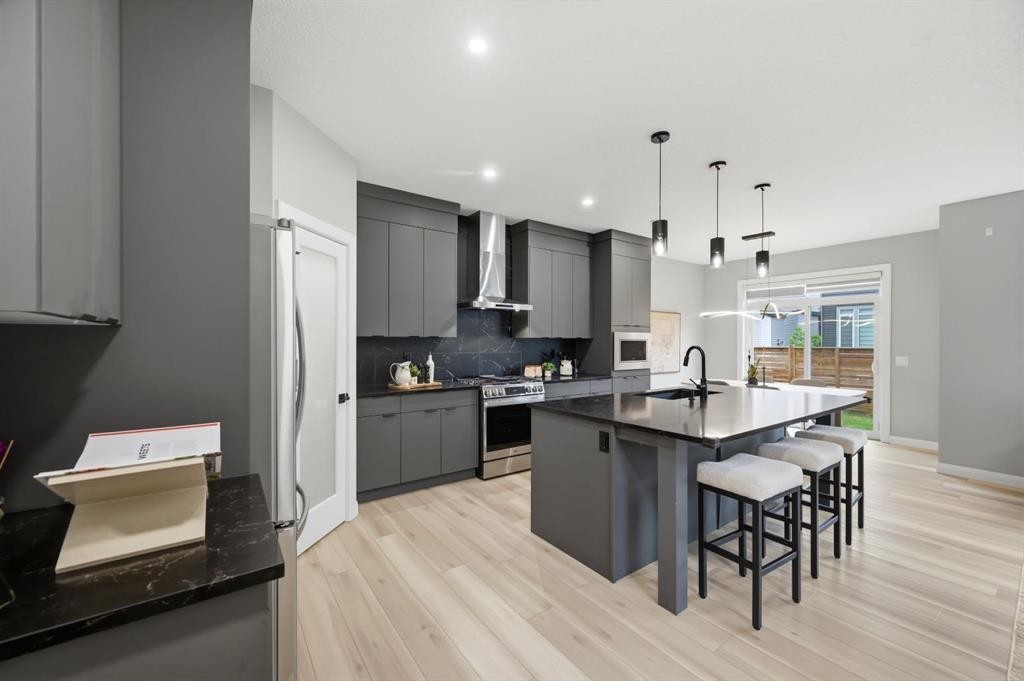432 Dawson Circle, Chestermere, AB