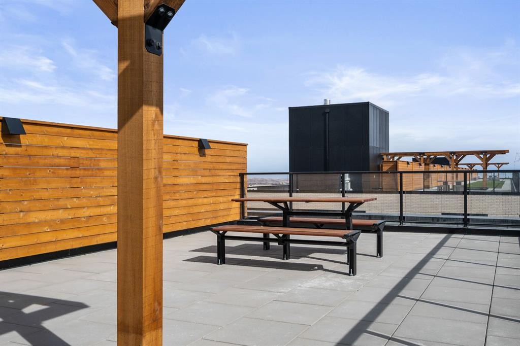 601-8230 Broadcast Avenue Sw, Calgary, AB - Outdoor With Exterior