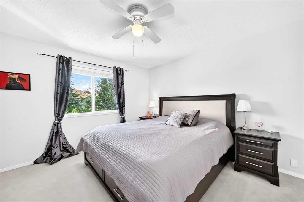 220 Shawbrooke Manor Sw, Calgary, AB - Indoor Photo Showing Bedroom