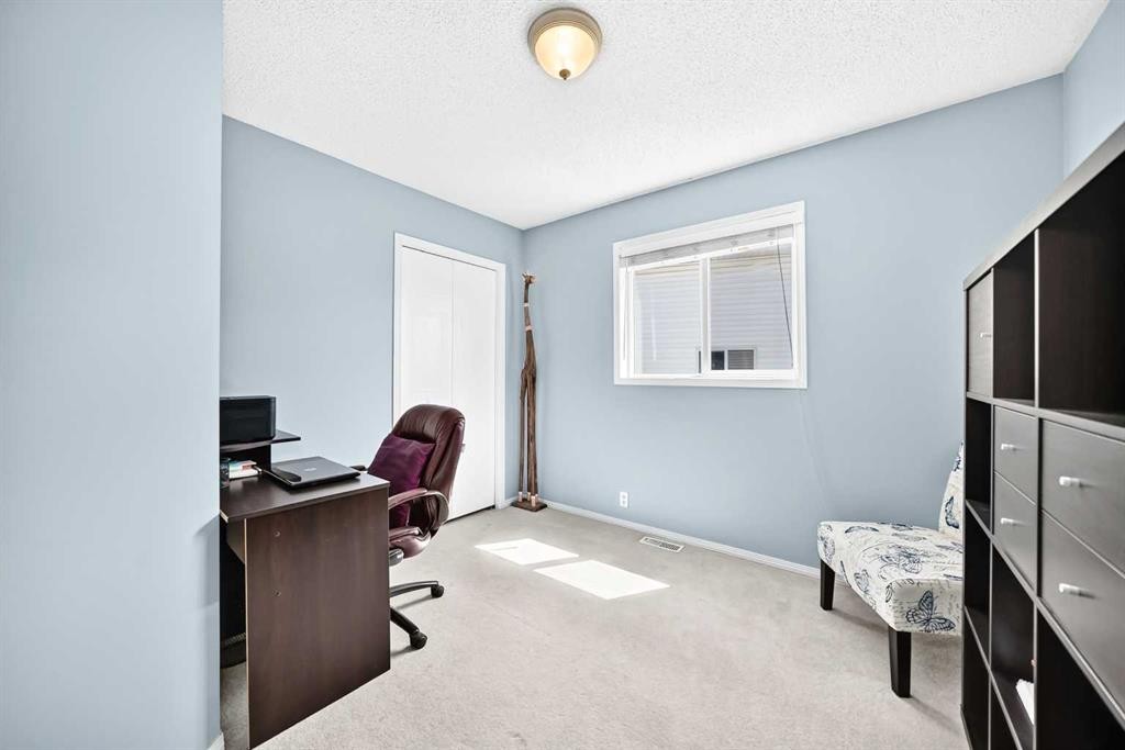 220 Shawbrooke Manor Sw, Calgary, AB - Indoor Photo Showing Office